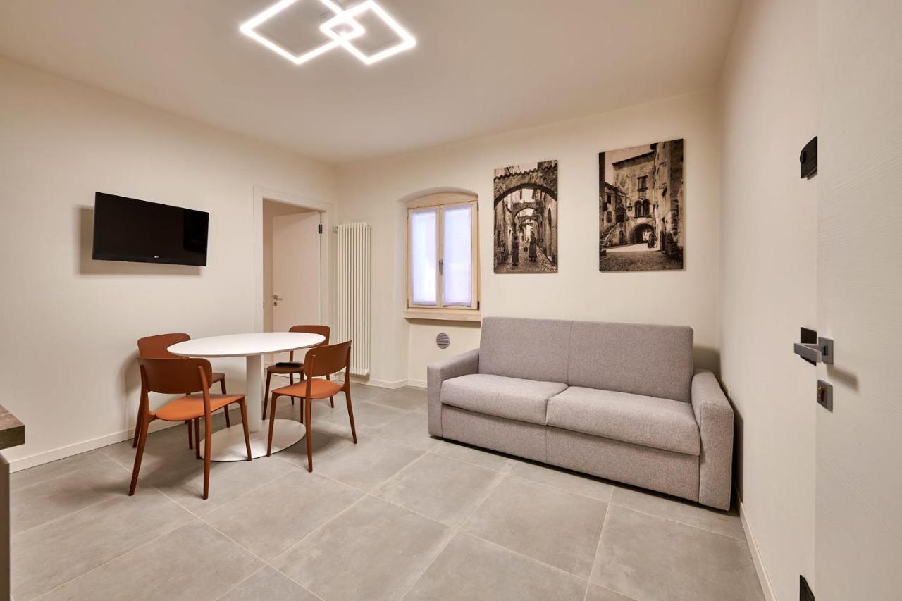 Apartmentsgarda - Residenza Mercanti Экстерьер фото