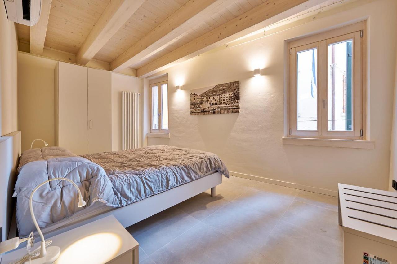 Apartmentsgarda - Residenza Mercanti Экстерьер фото